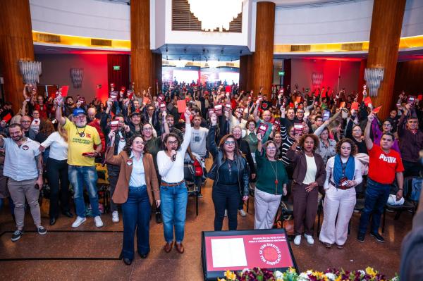 Delegados da FETEC aprovam plano de lutas e escolhem representantes para Conferência Nacional